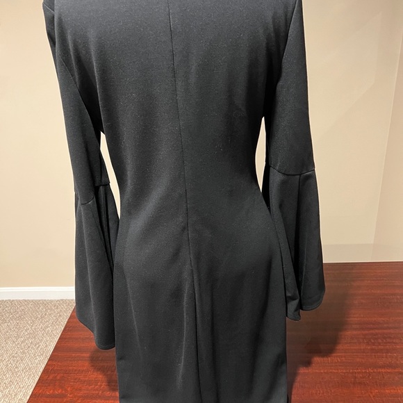 LBD - Picture 4 of 5